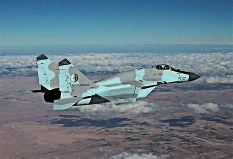 Algerian MiG-29 in flight | Fighter aircraft design, Air ride, Fighter ...