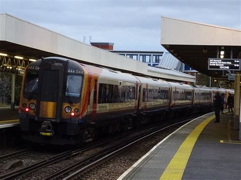 SWR 444044 @ Brockenhurst | South Western Railway Class 444,… | Flickr