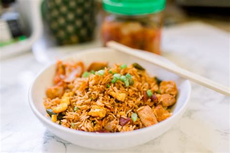 Korean Chicken Fried Rice with Chinese Sausage Recipe | Hungry Wanderlust