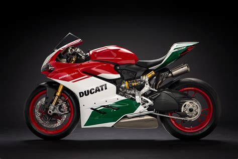 Ducati’s 1299 Panigale R Final Edition Is the Exquisite End of an Era – Robb Report