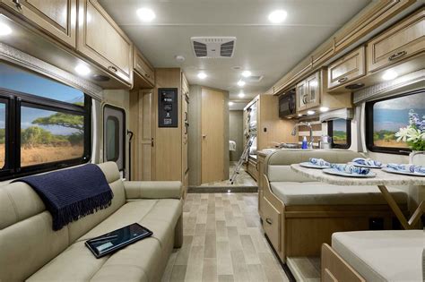 Chateau Class C Motorhomes | Thor Motor Coach