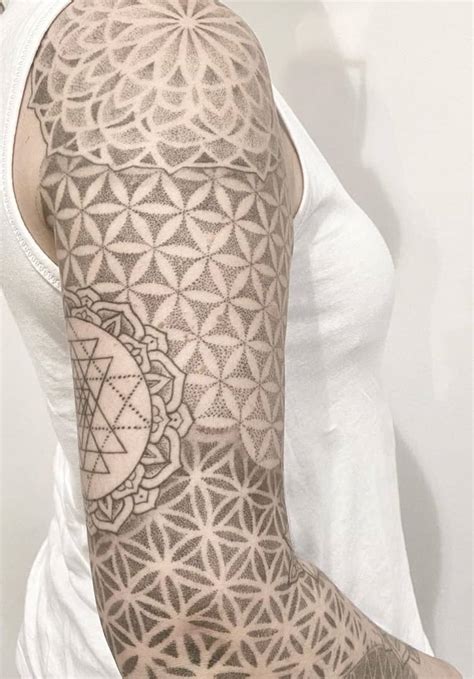 Geometric Flower Tattoos: A Visual Guide