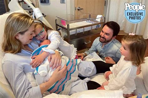 CNN's Kayla Tausche and Husband Jeff Welcome Daughter Margaret 'Maisie ...