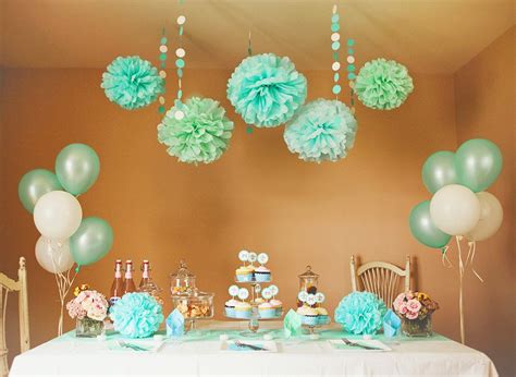 Pompones de papel para decorar una fiesta (con imágenes) | Fiesta ...