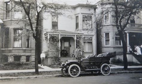 Vintage 1920's Chicago North Side Street Scene Snapshot Photo | Chicago photos, Chicago history ...