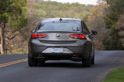 2020 Buick Regal Sportback Review & Ratings | Edmunds