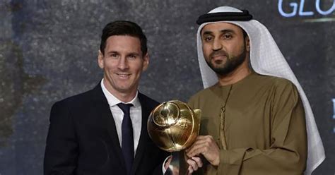 Futbolista Lio Messi gana el Globe Soccer Award de Dubai