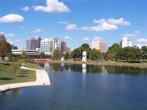 File:Downtown Huntsville, Alabama.jpg - Wikimedia Commons