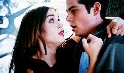 ♥ stiles comforting lydia ♥ - Stiles & Lydia Fan Art (36848402) - Fanpop