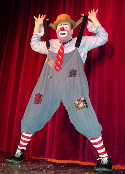 Circus Skills & Performers | Hire Interactive Circus Show | Big Foot Events