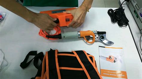 Professional Electric Pole Pruner With Li-ion Battery - Buy Professional Electric Pole Pruner ...