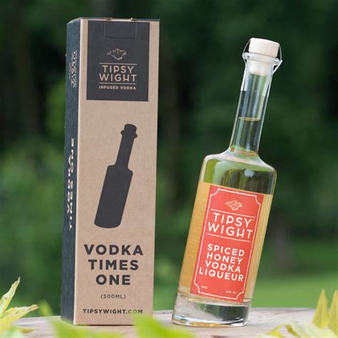 Spiced Honey Vodka Liqueur (40ml) | Grace's Bakery