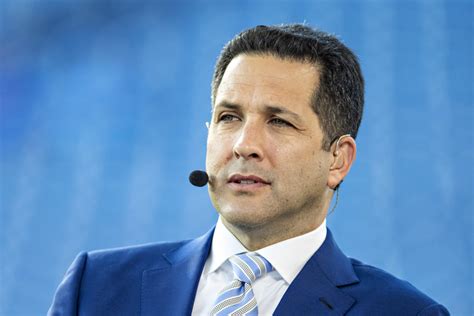 Adam Schefter Gets Teams Wrong With Super Bowl Arrival Announcement ...