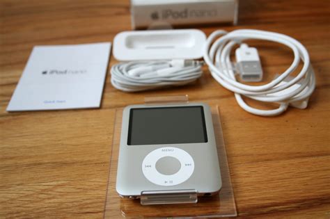 iPod Classic and 3rd Generation iPod nano unboxing photos - Ars Technica