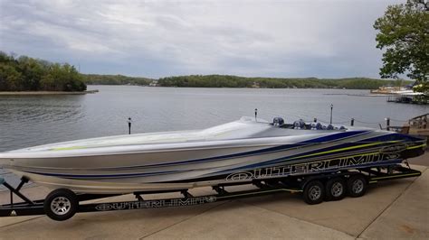 Waves & Wheels Works Its Magic on an Outerlimits SL44 | Powerboat Nation