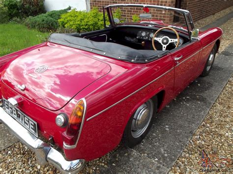 1967 MG MIDGET MkIII Extensive restoration in 1996 Photo file to show