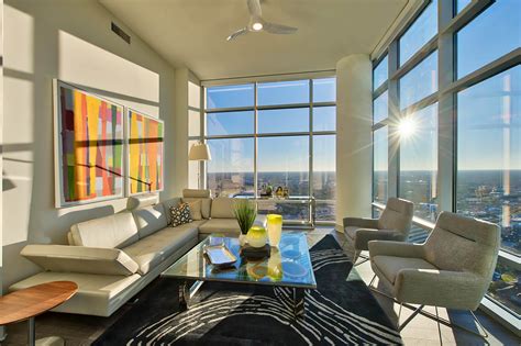 Luxury Apartments Houston TX | Penthouses | Latitude