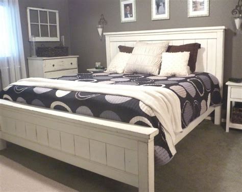 Alaskan King Bed Frame - Adjaratourism for Alaskan King Mattress | King farmhouse bed, Diy king ...