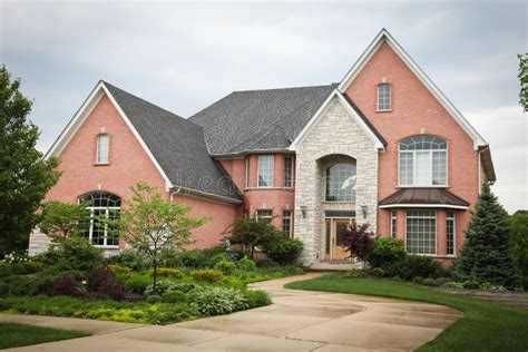 Red Brick House stock image. Image of trees, luxurios - 19727327