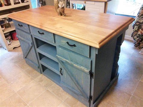 15 DIY Kitchen Island Ideas That You Can Build Yourself