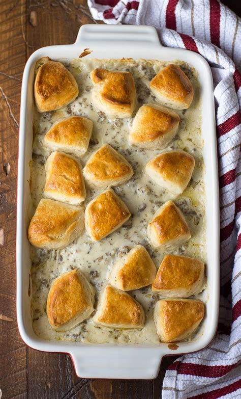 Biscuits and Gravy Casserole Recipe - Easy Breakfast Casserole