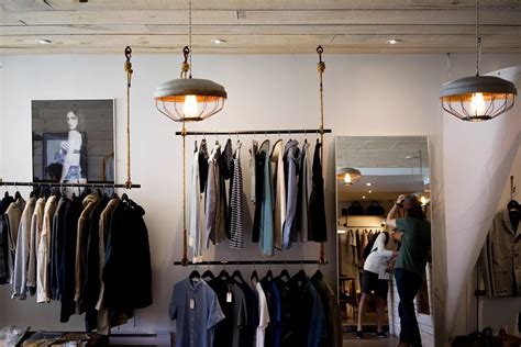 5 Tips for Lighting a Retail Store in Commercial Interior