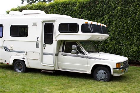 1986 Toyota Sunrader 21FT Motorhome For Sale in Bellingham, WA