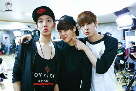 131022 BTS Facebook Update Rookie King E08 ~ BTSBANGTAN