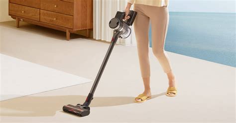 Tips and Tricks For Vacuuming Hard Floors - Maircle