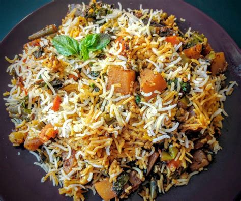 Veg Biryani Recipe | Hyderabadi Veg Dum Biryani | VegeCravings