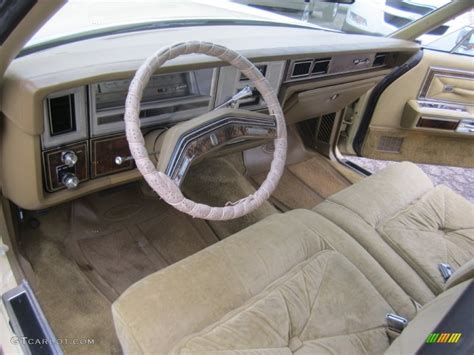 Chamois Interior 1978 Lincoln Continental Town Car Photo #80390970 | GTCarLot.com