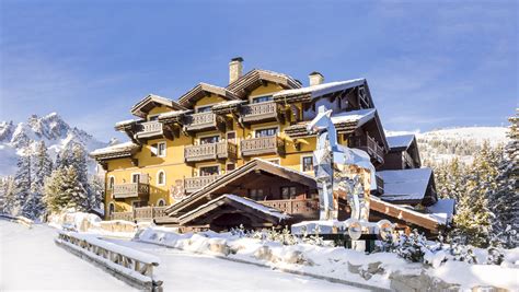 Cheval Blanc Courchevel 1850, French Alps Luxury Hotel & Chalet / Casol ...