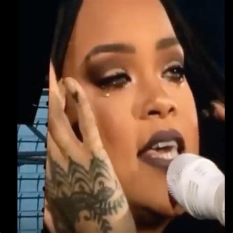 WATCH: Rihanna Got Emosh & Cried On Stage & Fans Are Worried Whether She’s Alright - Capital