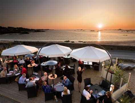 COBO BAY HOTEL (AU$135): 2022 Prices & Reviews (Guernsey, Channel Islands) - Photos of Hotel ...