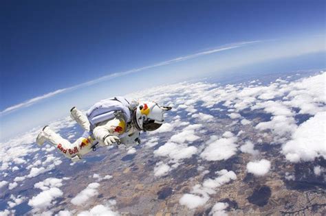 Photos: Red Bull Stratos Supersonic 'Space Jump' Training | Space