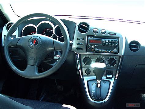 2007 Pontiac Vibe: 7 Interior Photos | U.S. News