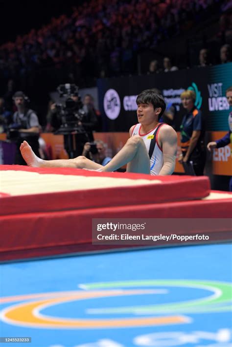 Kim Han-sol of South Korea fails to land his dismount while competing ...