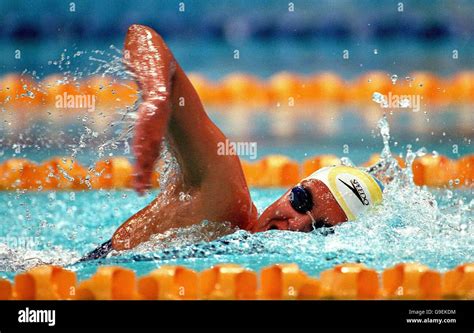 2000 olympics women's swimming hi-res stock photography and images - Alamy