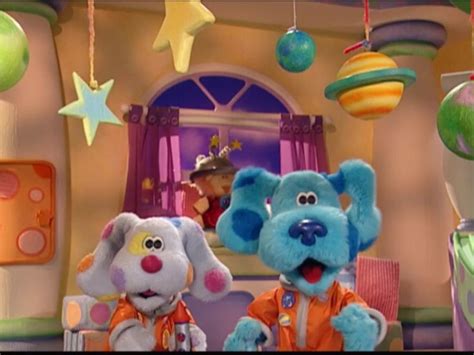 Blue's room Blue and sprinkles are astronaut for outer space play date. | Blue’s clues, Blues ...