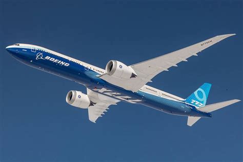 Is Boeing In Trouble With The Next Air Force One? - Mentour Pilot