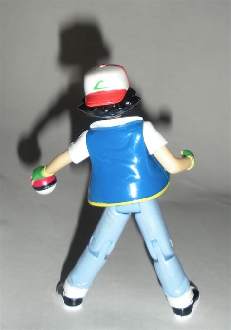 Pokemon Ash Figure Hasbro Nintendo 2000