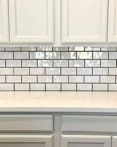 25 Classic White Subway Tile with Black Grout Designs | White subway ...