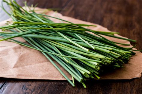 8 health benefits of using chives