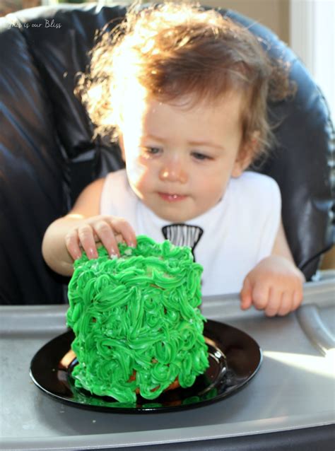 Welcome to the Jungle - safari jungle birthday party - first birthday party - smash cake - DIY ...