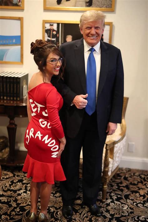 Lauren Boebert mocking AOC dress : r/pics