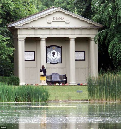 Diana's ancestral family home Althorp estate - Princess Diana Photo ...