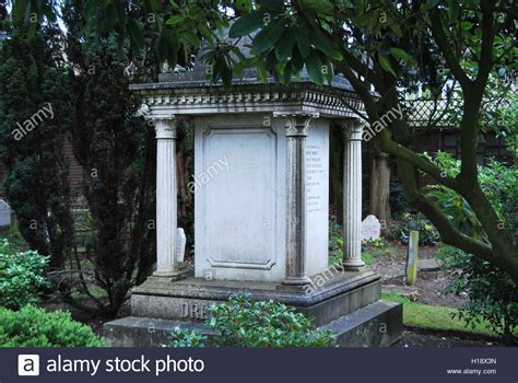 Golders green cemetery hi-res stock photography and images - Alamy