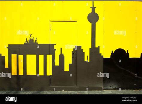 berlin, television tower, brandenburg gate, television towers, brandenburg gates Stock Photo - Alamy