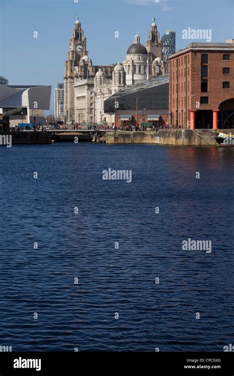 Albert Dock, Liverpool Stock Photo - Alamy