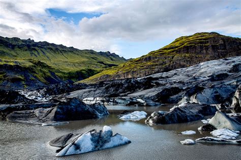 Views of Sólheimajökull Glacier Before it Melts Away – for the love of nike